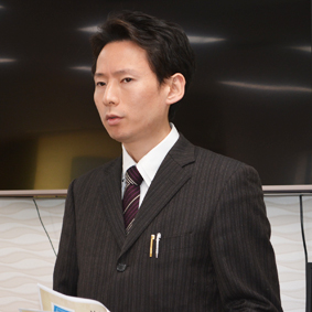 大規模修繕の業務を現在進めていますが、まだまだ説明が不十分なため、結果を残せていません。もっとスピーディーにアクティブに。今期はしっかりと「結果」をだしてまいります。期待していてください。 大規模修繕の業務を現在進めていますが、まだまだ説明が不十分なため、結果を残せていません。もっとスピーディーにアクティブに。今期はしっかりと「結果」をだしてまいります。期待していてください。