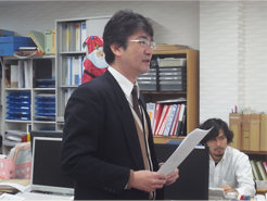 2012年12月1日 全体朝礼 2012年12月1日 全体朝礼