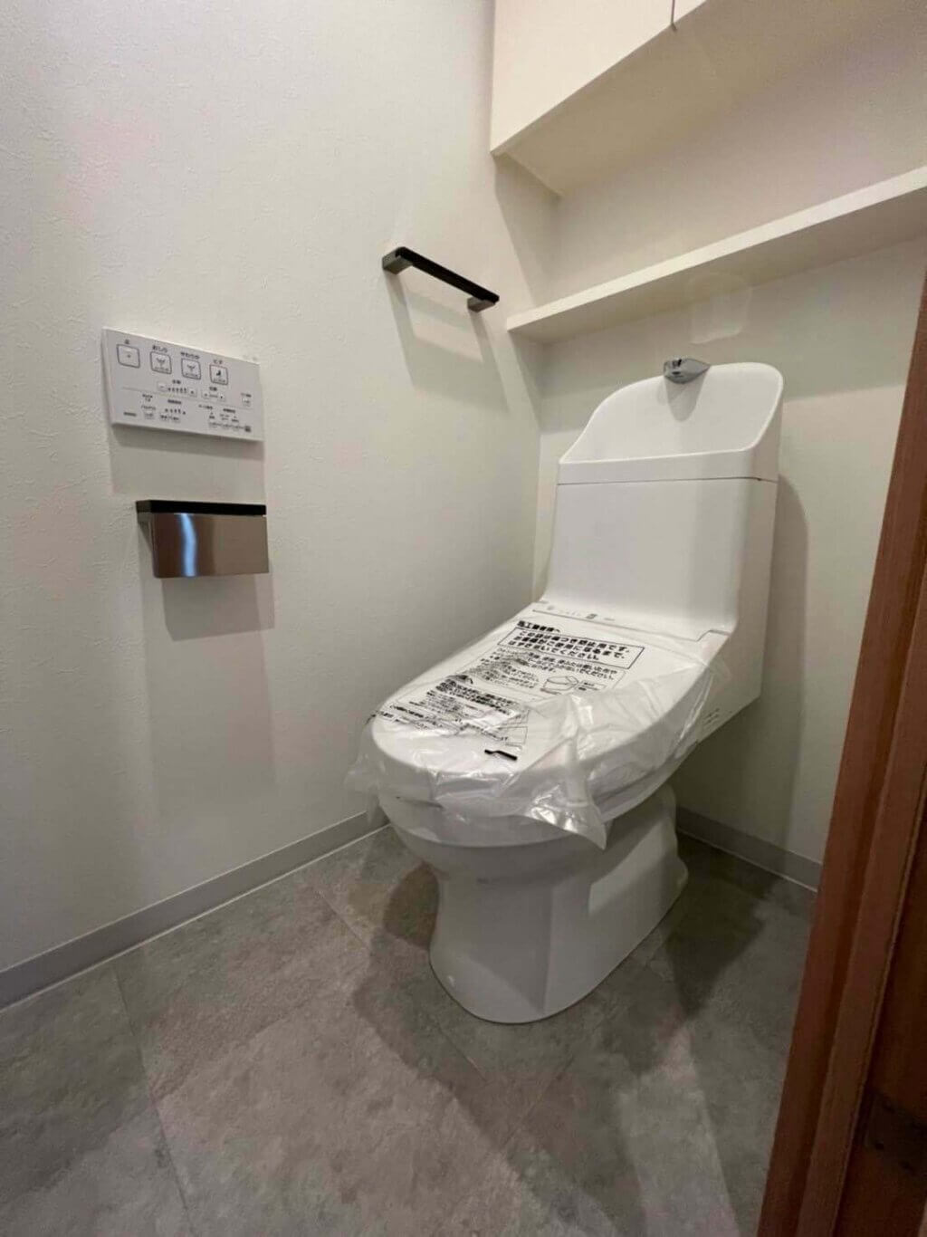 TOTOZJトイレ・全室内装リフォーム