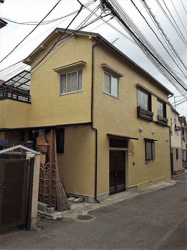東京都新宿区　A様邸　戸建住宅の基礎補強・防蟻対策・屋根葺き替え・外壁塗装