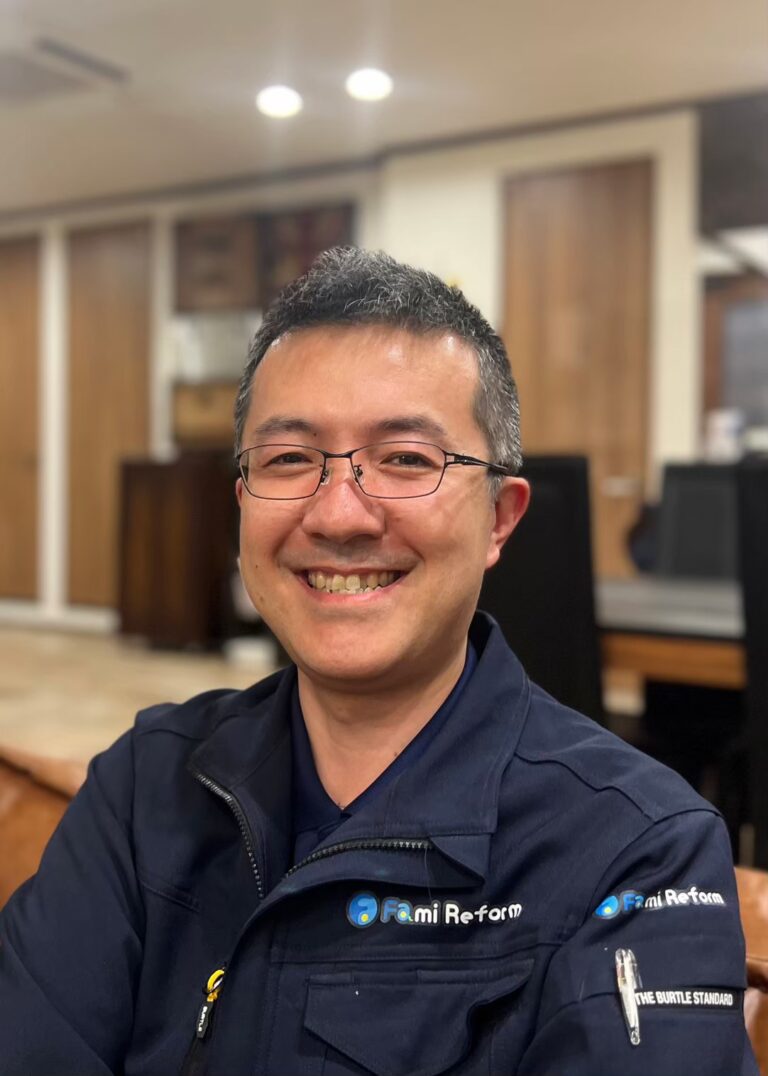 Director 近岡 正平