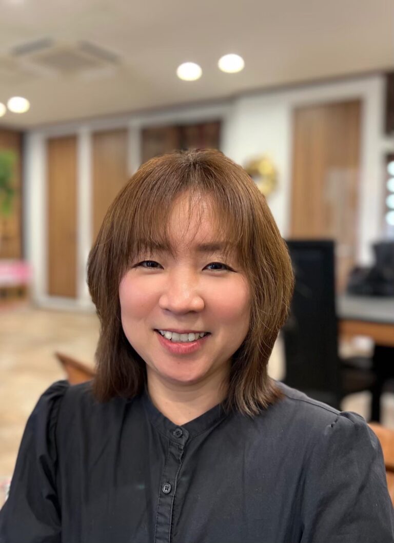 Leader　岡崎 美里