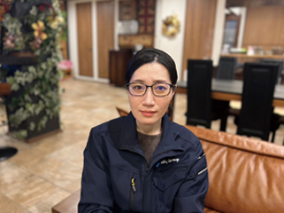 Director 赤間 扶生