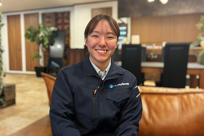 Staff 野崎 日菜